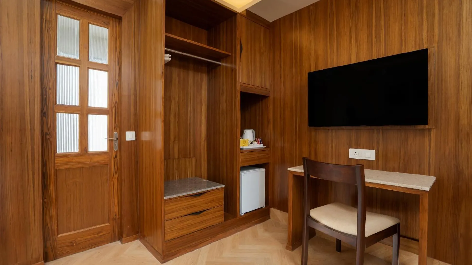 Bloom Boutique Sector 45 Otel Gurgaon 4*,  Hindistan